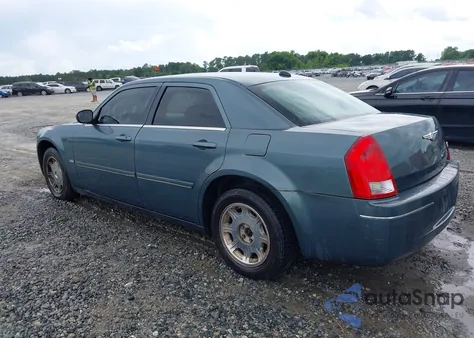 2005 Chrysler 300 Touring from USA, damaged, VIN 2C3JA53G85H594576